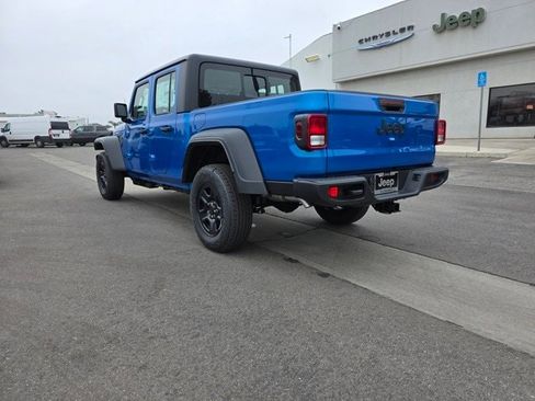 New 2026 Jeep Gladiator Sport image 5
