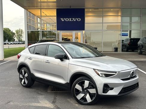 Used 2023 Volvo C40 P8 Recharge Plus AWD/4WD image 2