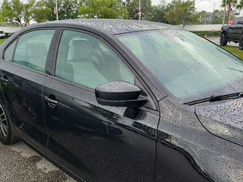 Used 2016 Volkswagen Jetta Sport FWD image 10