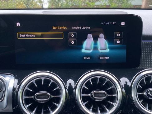 Used 2023 Mercedes-Benz EQB 250+ image 25