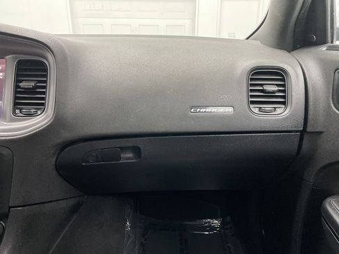 Used 2023 Dodge Charger SXT w/ Blacktop Package image 38