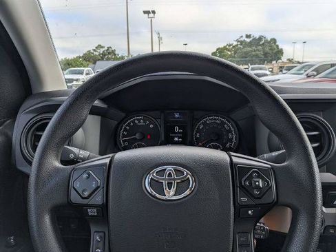 Used 2022 Toyota Tacoma SR AWD/4WD image 21
