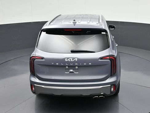Used 2025 Kia Telluride EX FWD image 19