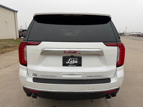 Used 2023 GMC Yukon XL Denali AWD/4WD image 4