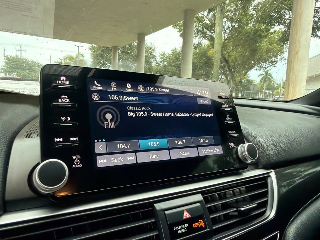 Used 2022 Honda Accord Sport image 5