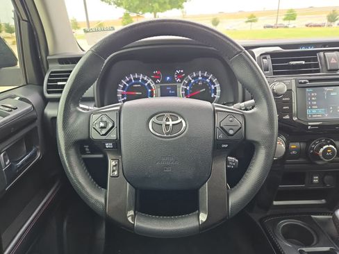 Used 2018 Toyota 4Runner TRD Off-Road Premium AWD/4WD image 23