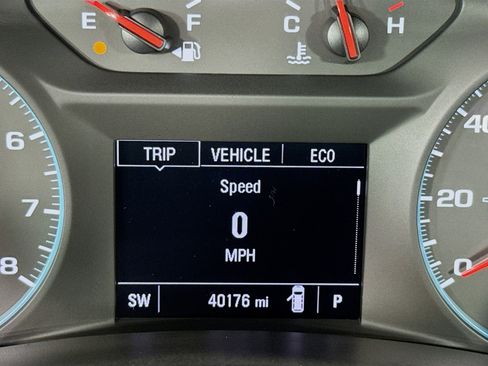 Used 2023 Chevrolet Equinox LS image 15