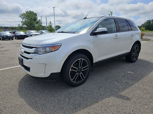 Used 2014 Ford Edge SEL w/ Canadian Touring Package AWD/4WD image 3