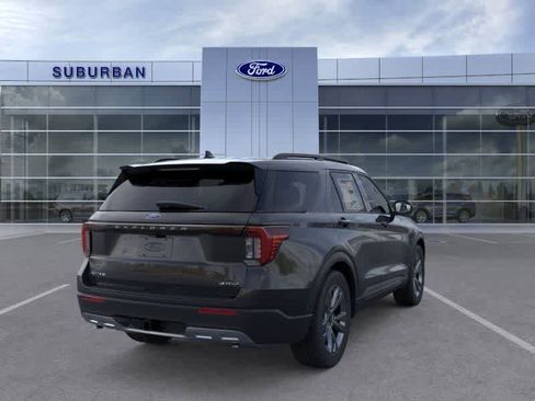 Used 2026 Ford Explorer Active w/ Active Comfort Package AWD/4WD image 8