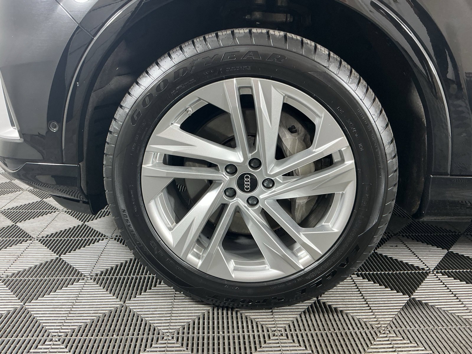 Used 2022 Audi Q7 3.0T Premium Plus AWD/4WD image 6