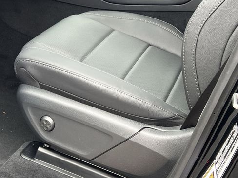 New 2026 Mercedes-Benz GLE 450e 4MATIC image 12