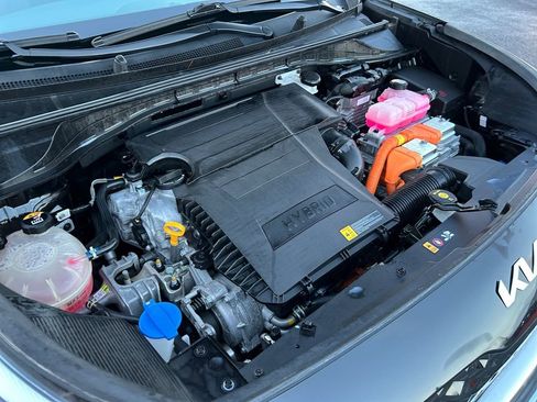 Used 2022 Kia Niro LXS w/ Digital Cluster Package image 31