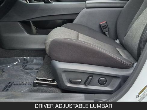 Certified 2026 Nissan Rogue SV FWD image 15