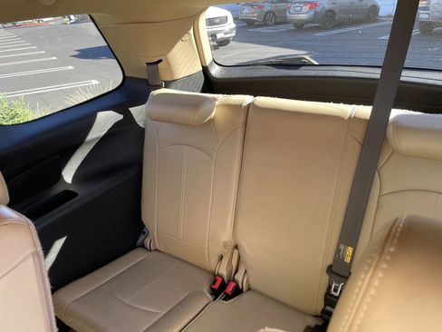 Used 2012 GMC Acadia SLT image 11