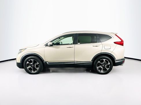 Used 2018 Honda CR-V Touring image 4
