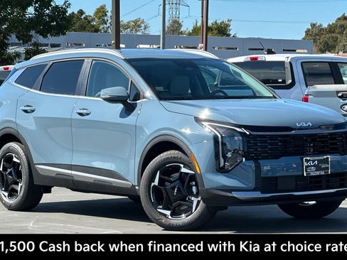 New 2026 Kia Sportage EX image 2