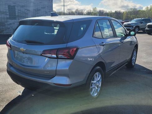 Used 2023 Chevrolet Equinox LS AWD/4WD image 12
