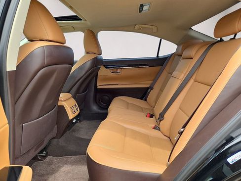 Used 2018 Lexus ES 350 w/ Navigation System Package FWD image 15