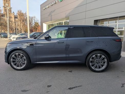 New 2025 Land Rover Range Rover Sport Dynamic SE image 2