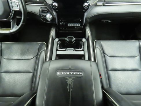 Used 2019 RAM 1500 Limited image 16