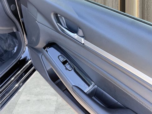 Used 2020 Nissan Altima 2.0 Platinum image 40