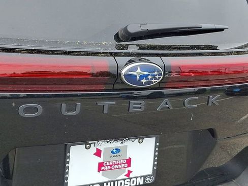Used 2026 Subaru Outback Premium AWD/4WD image 30