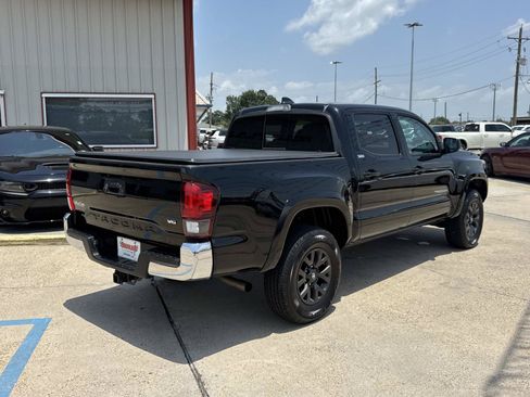 Used 2023 Toyota Tacoma SR5 RWD image 7