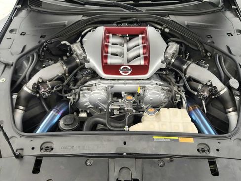 Used 2012 Nissan GT-R Black Edition AWD/4WD image 24