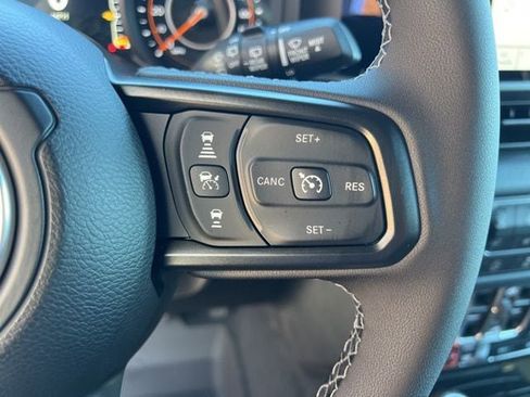 New 2026 Jeep Wrangler Unlimited Rubicon w/ Safety Group image 13