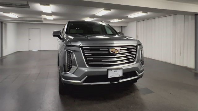 Certified 2026 Cadillac Escalade Platinum Luxury AWD/4WD image 3