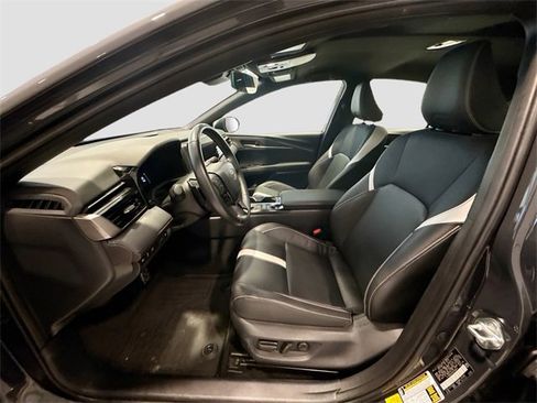 Certified 2025 Toyota Camry SE image 17