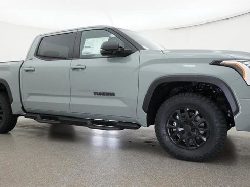New 2026 Toyota Tundra SR5 AWD/4WD image 20