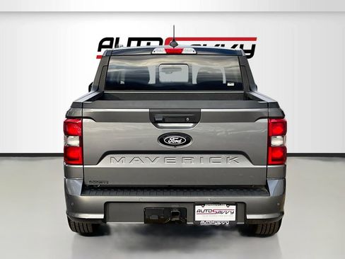 Used 2025 Ford Maverick Lobo image 6