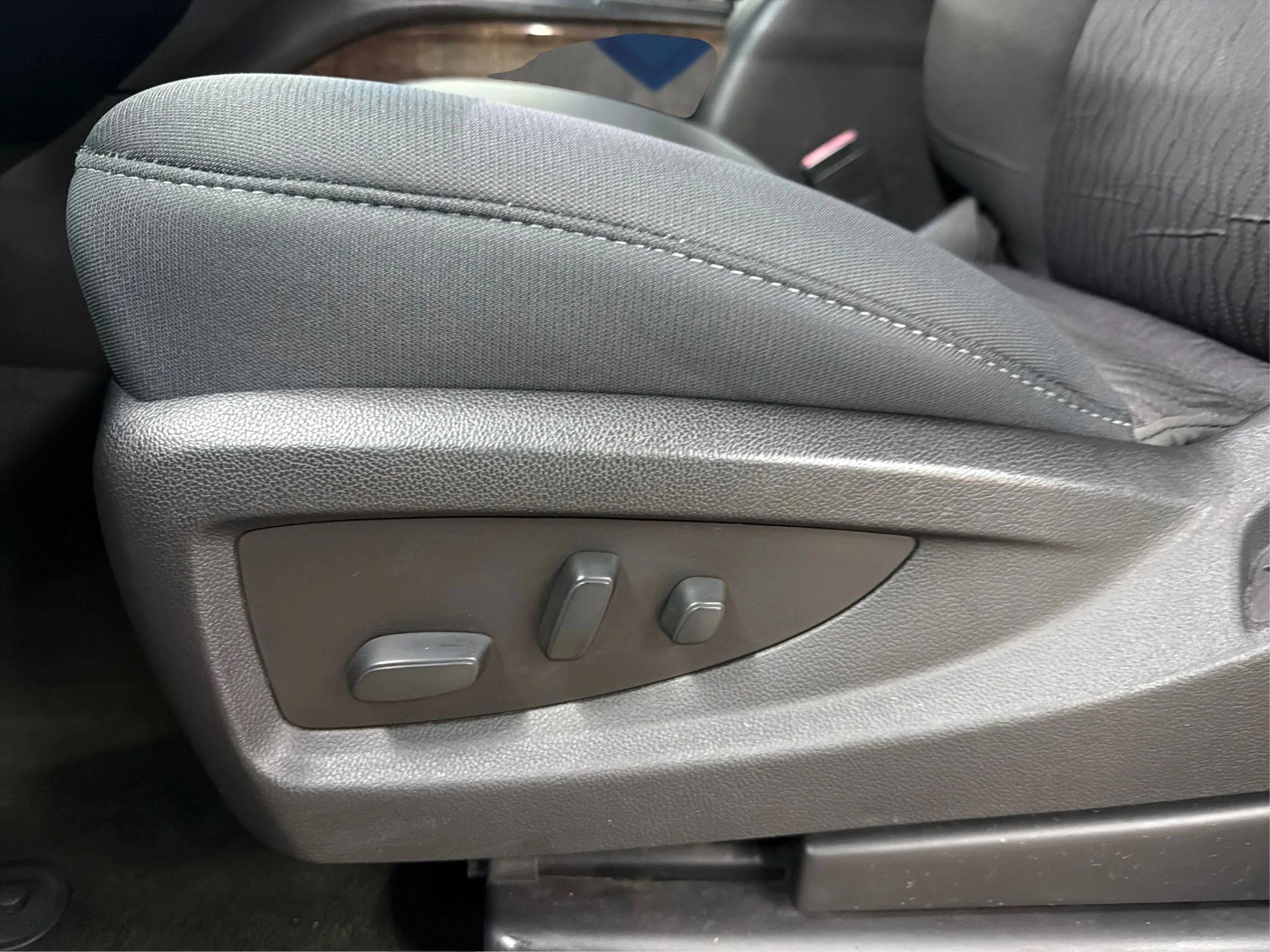 Used 2017 Chevrolet Tahoe LS AWD/4WD image 31