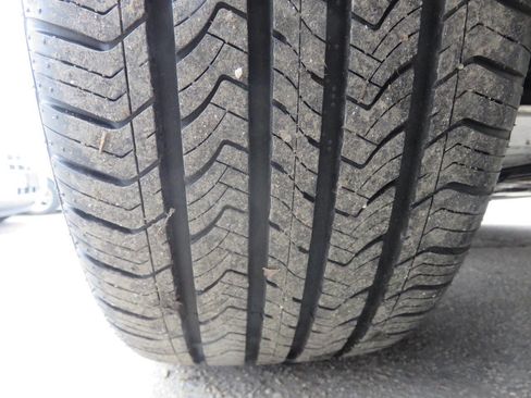 Used 2017 Audi A4 2.0T Ultra Premium w/ Convenience Package image 35