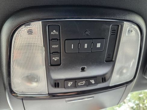 Certified 2024 Dodge Durango GT RWD image 38