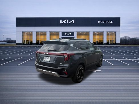 Used 2024 Kia Seltos SX w/ SX Sunroof Package AWD/4WD image 6