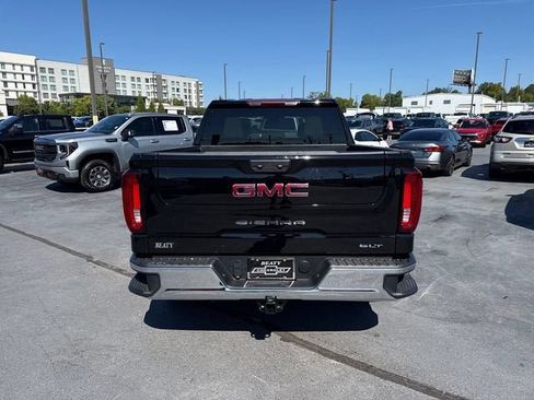 Used 2026 GMC Sierra 1500 SLT AWD/4WD image 4