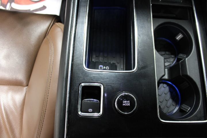 Used 2022 Lincoln Aviator Reserve w/ Equipment Group 201A AWD/4WD image 39