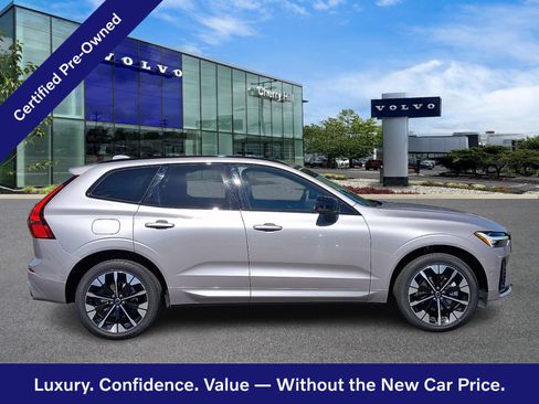 Certified 2026 Volvo XC60 B5 Plus w/ Protection Package Premier AWD/4WD image 8