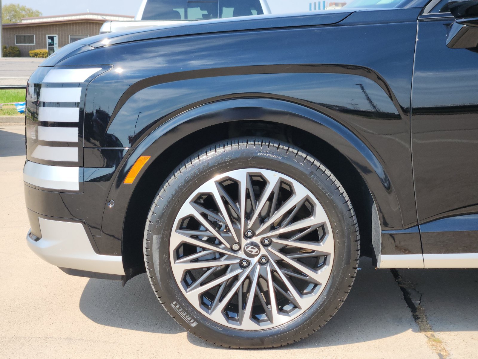 Used 2026 Hyundai Palisade Calligraphy FWD image 9