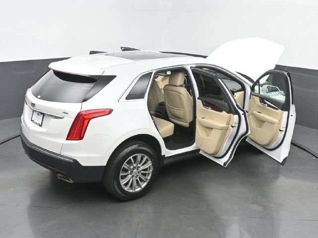 Used 2017 Cadillac XT5 Luxury w/ Driver Awareness Package AWD/4WD image 61