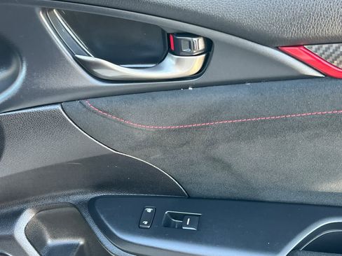 Used 2019 Honda Civic Type R image 20