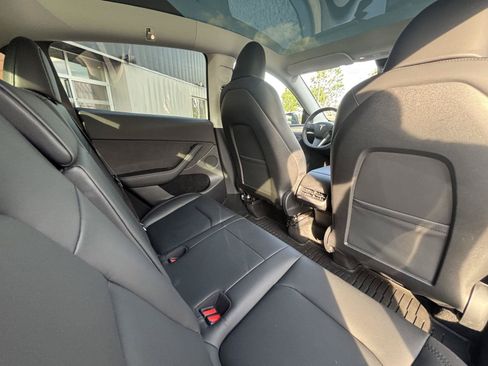 Used 2023 Tesla Model Y Long Range AWD/4WD image 20