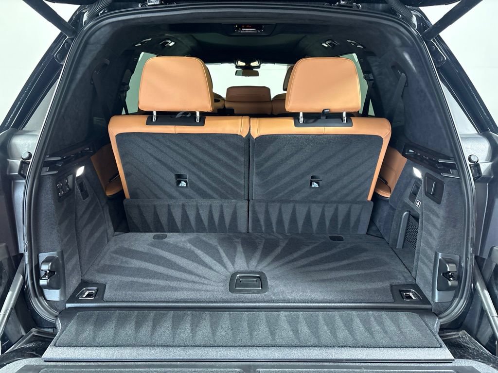 Certified 2026 BMW X7 xDrive40i AWD/4WD image 35