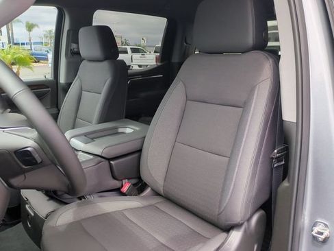 New 2026 GMC Sierra 1500 SLE w/ Preferred Package AWD/4WD image 19