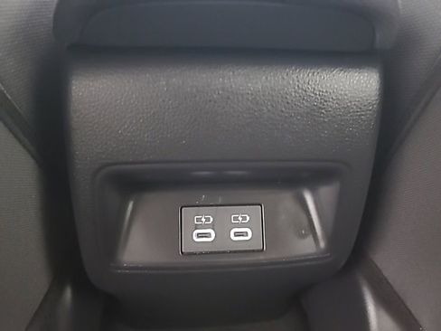 Used 2025 Toyota Corolla LE FWD image 20
