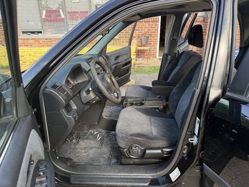 Used 2006 Honda CR-V EX image 10