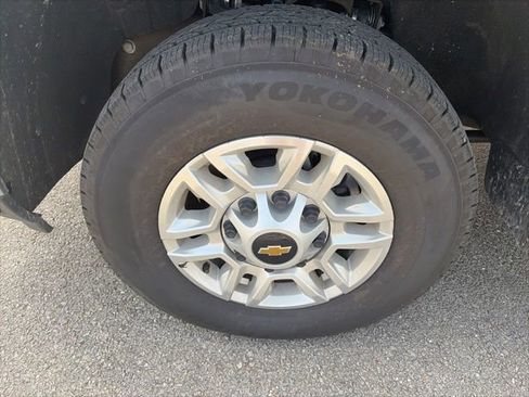 Used 2025 Chevrolet Silverado 2500 LT w/ Safety Package AWD/4WD image 10