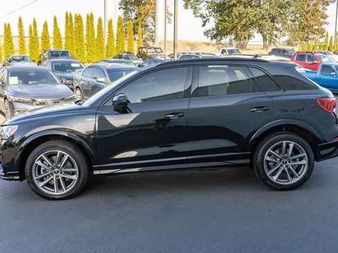 Used 2025 Audi Q3 2.0T Premium AWD/4WD image 8